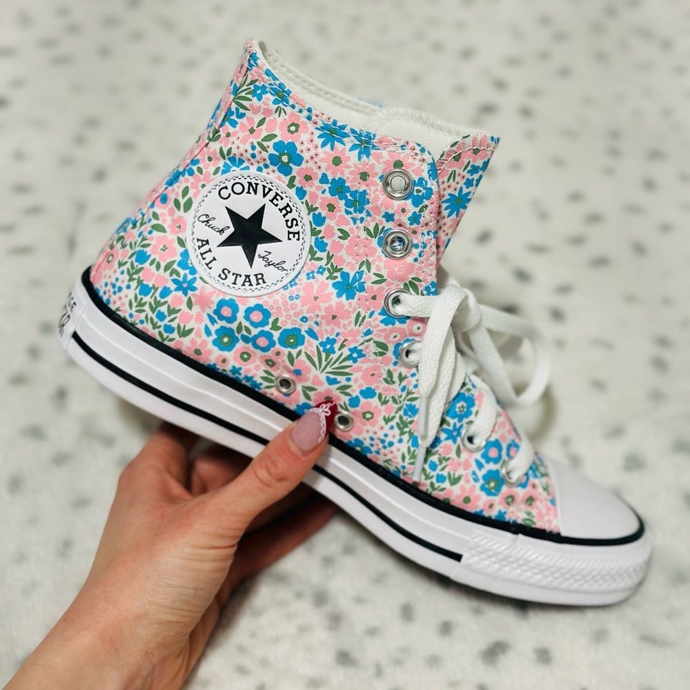 Converse Chuck Taylor All Star Mini Flowers High Top Sneakers
